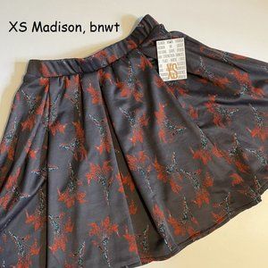 XS Lularoe Madison skirt, brown jacquard, red flowers